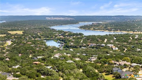 Oversized Lot in Briarcliff, TX