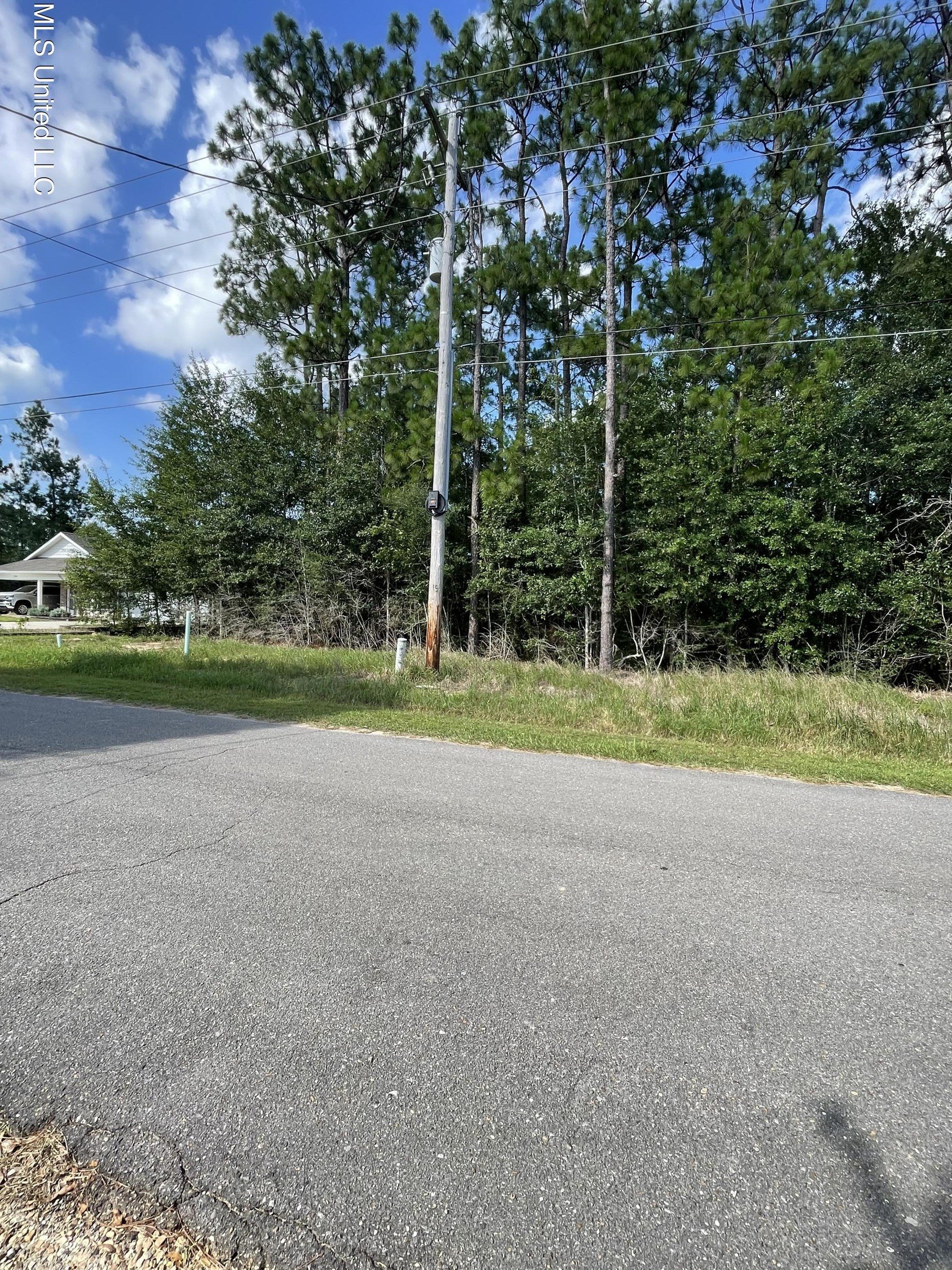 Residential Lot in Riverline Hills
