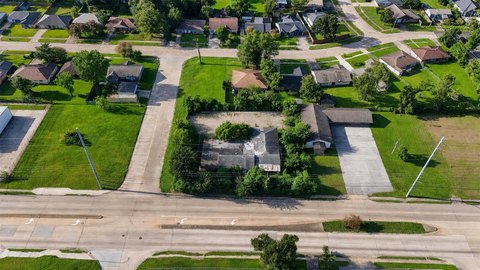 Land, Houston, TX