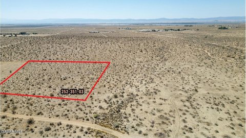 Land, Rosamond, CA