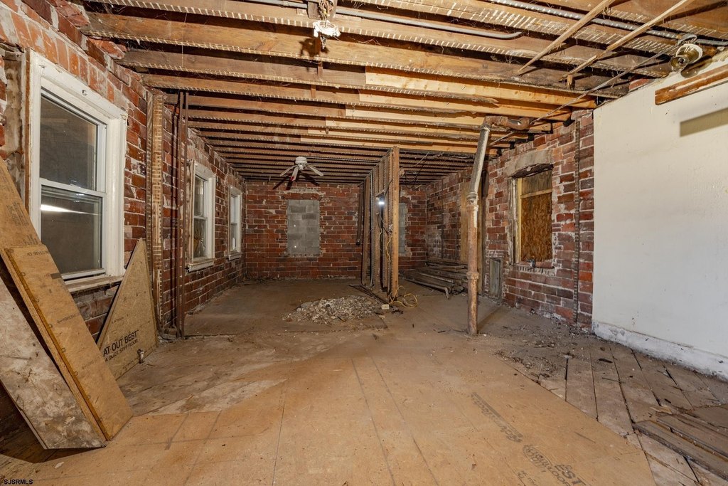 Picture 19