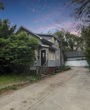 Kalamazoo Income-Producing Triplex Opportunity