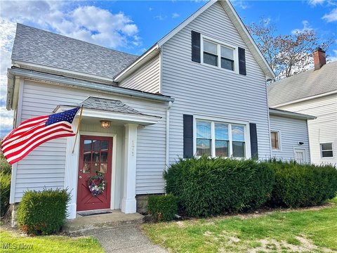 Mixed-Use Property in Conneaut, OH