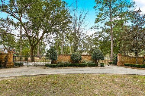 Land, Madisonville, LA