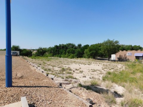 Commercial Land on Busy Street