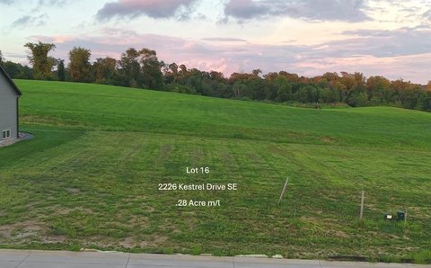 Land/Lot/Farm, Cedar Rapids, IA