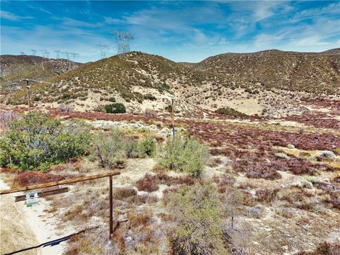 Residential/Agricultural Lot with Mountain Views