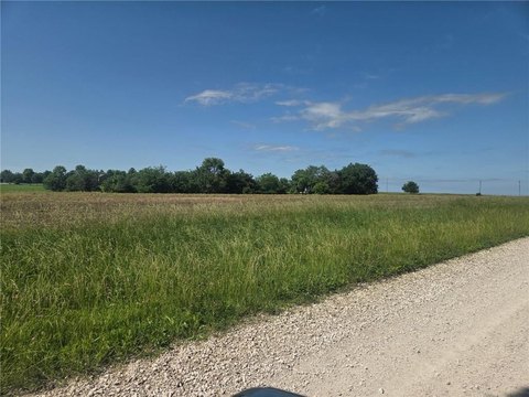 Buildable Acreage in Bucyrus, Kansas