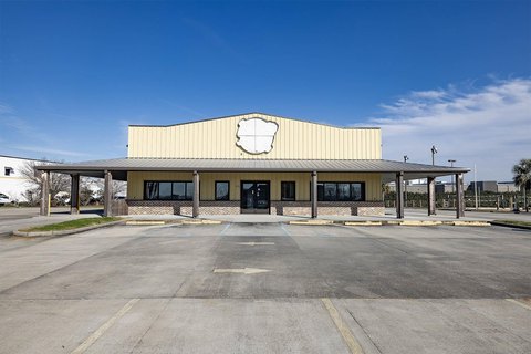Houma Restaurant/Retail Opportunity