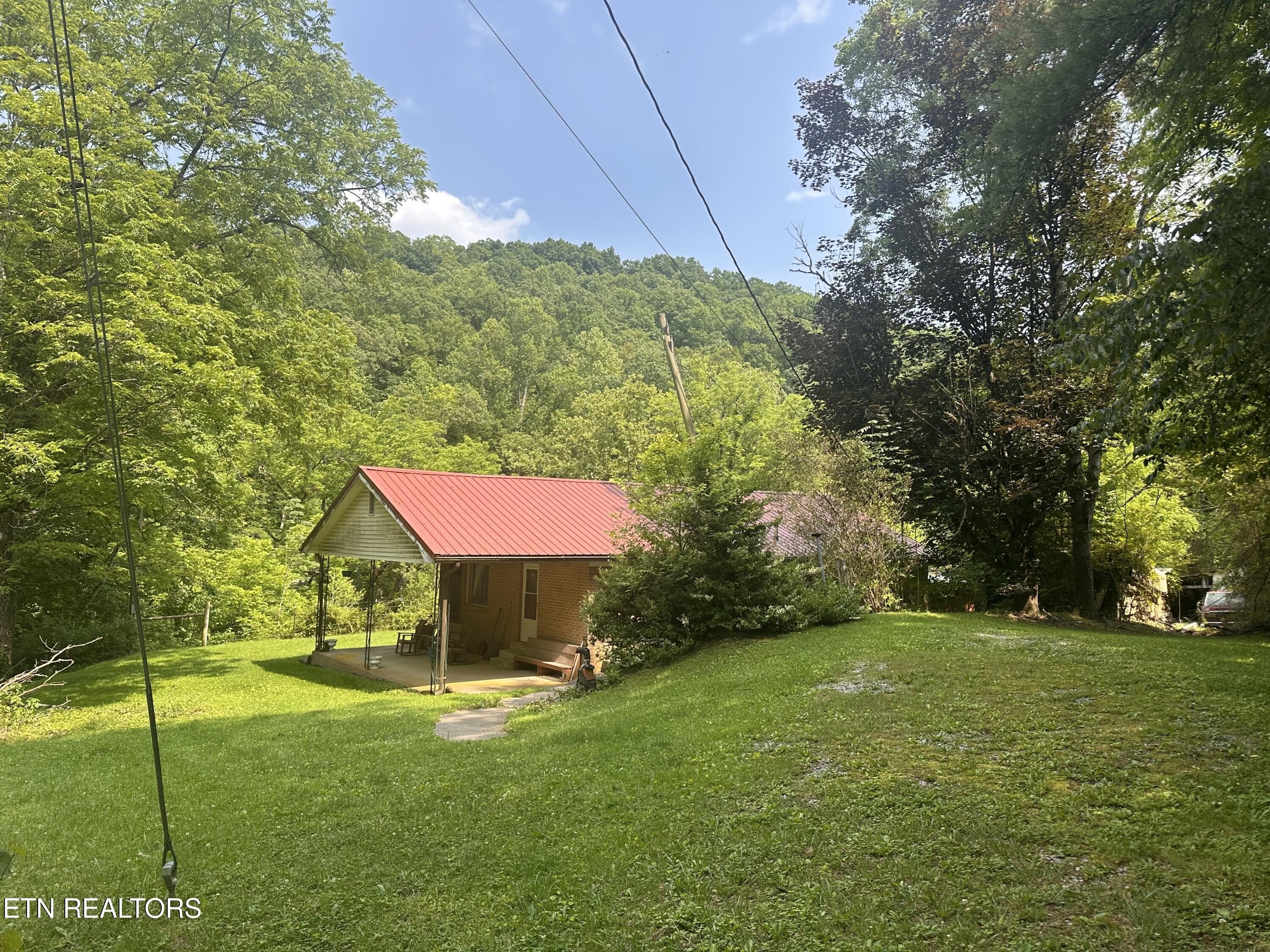 83-Acre Farm in Rose Hill