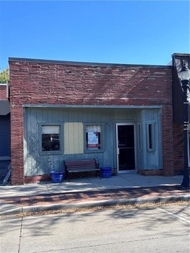 Lee's Summit Retail Space Available