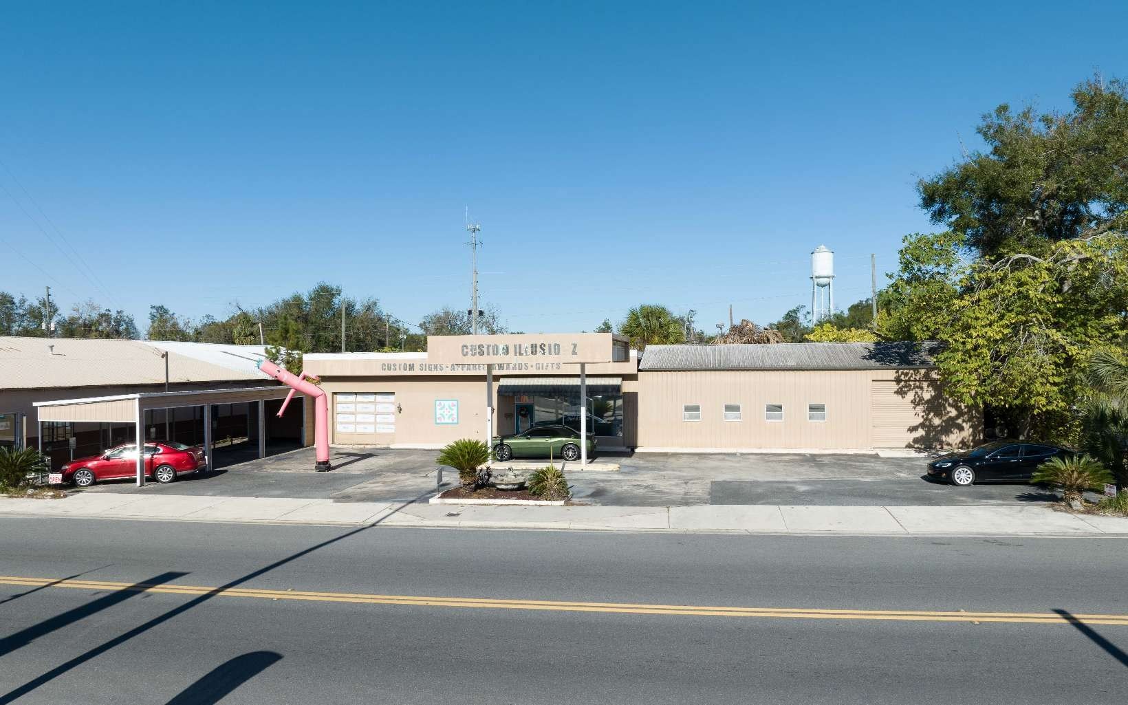 Downtown Live Oak Commercial Building