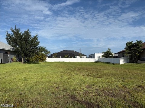 LAND - Cape Coral, FL