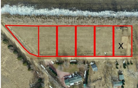 Lakefront Back Lot for Recreation