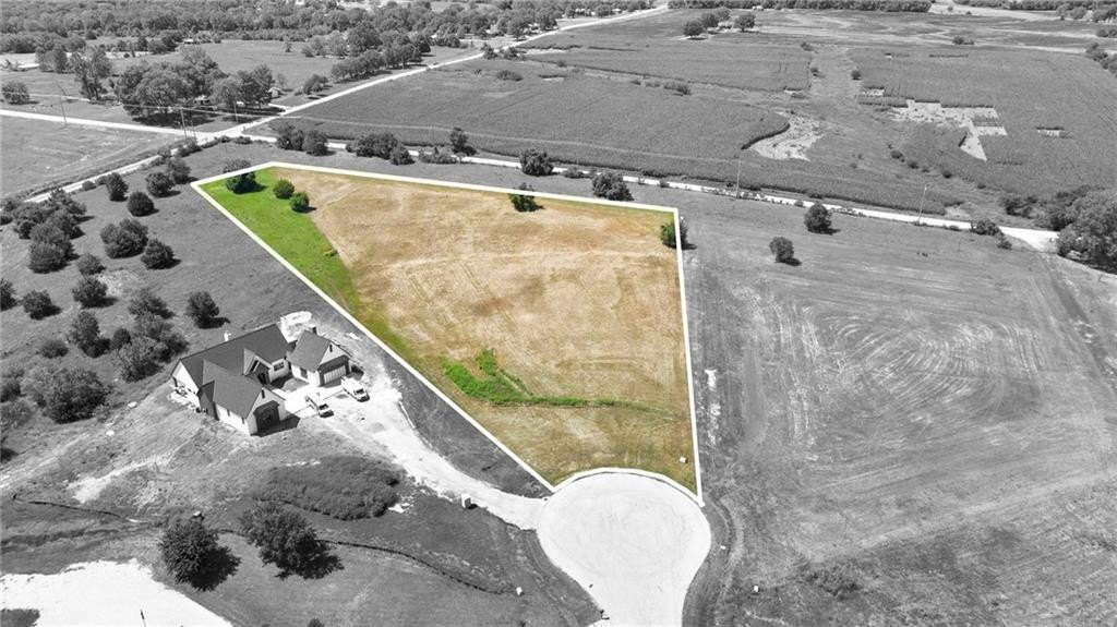 Residential Land in Spring Hill