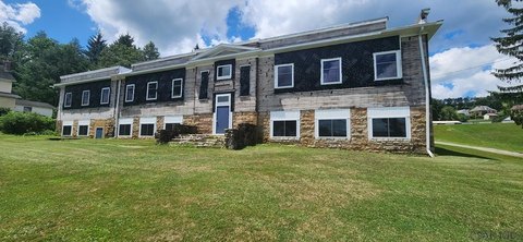 Former Elementary School in Stoystown