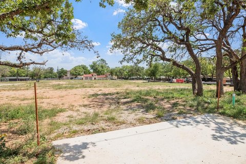 Residential Lot in Fredericksburg, TX