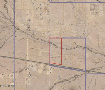 Land in Tonopah, Arizona