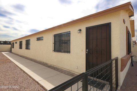 Tucson Duplex with Private Yards
