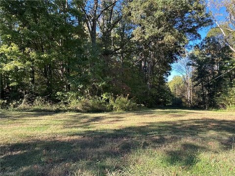 LAND - Yadkinville, NC