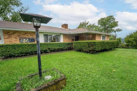 Multi-Unit/Income, Ranch, Raised Ranch, Morgantown, WV