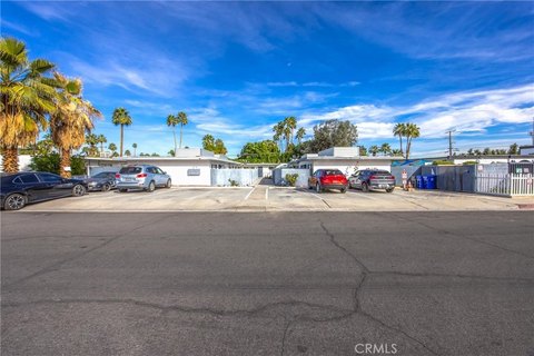 7-Unit Apartment Complex