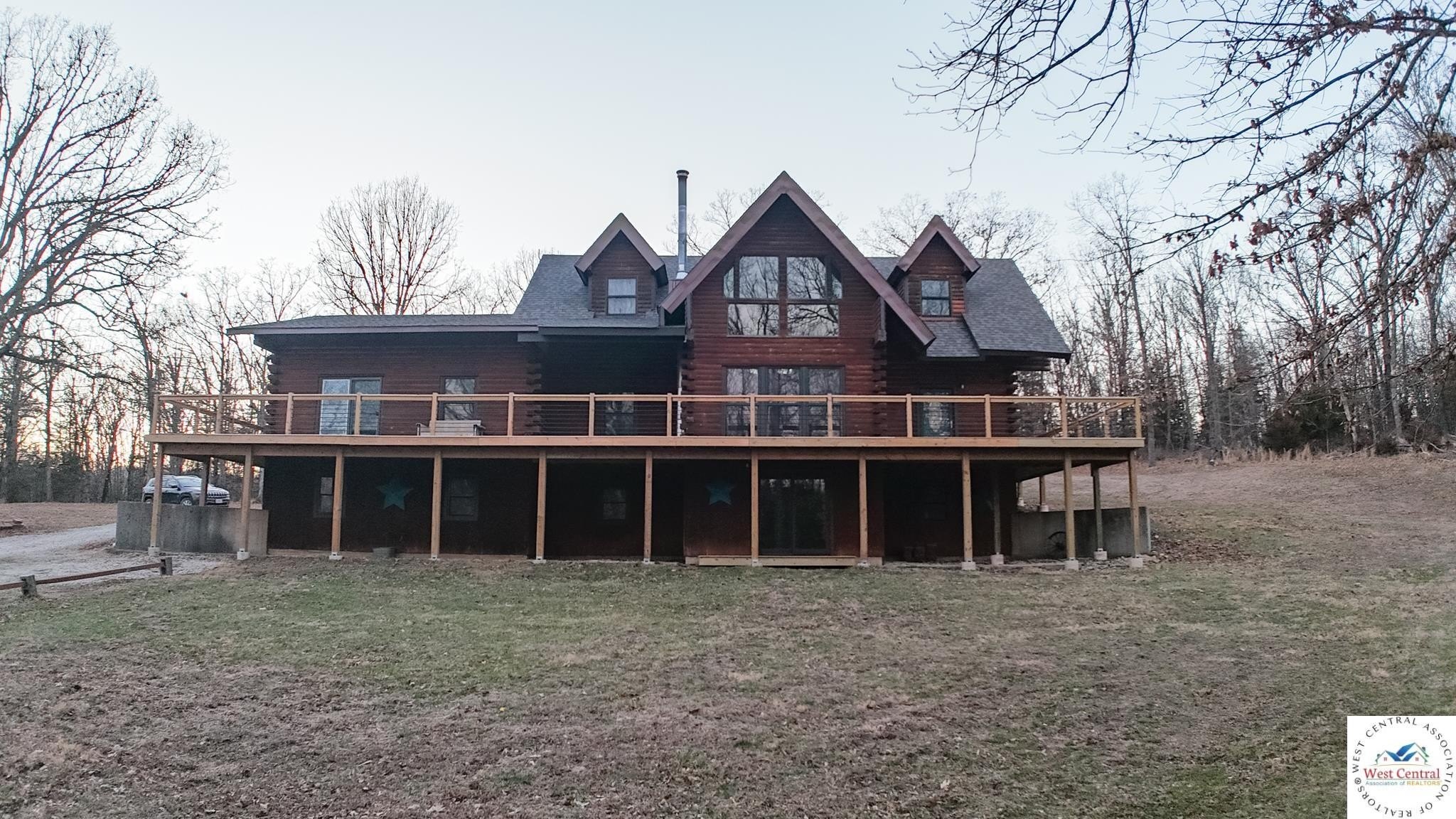 Log Home on 40 Acres