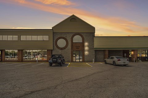 Glenside Shopping Center Commercial Space