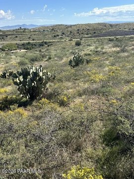 Land, Mayer, AZ