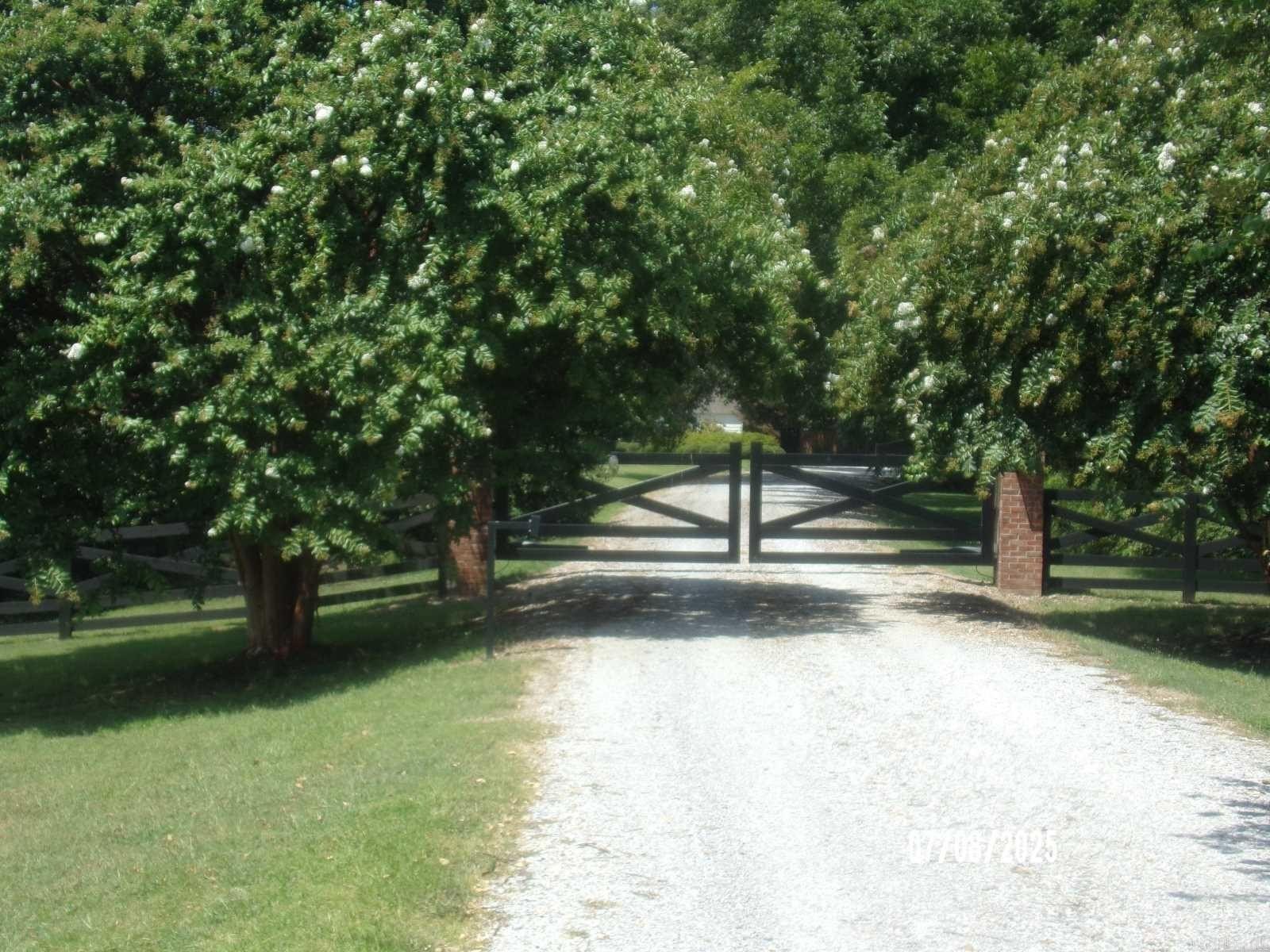 26 Acres of Versatile Land