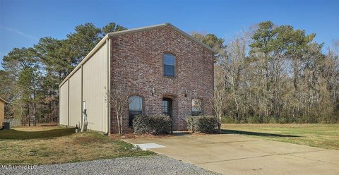 Office Warehouse on Highway 49