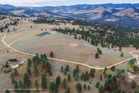 Land, Clancy, MT