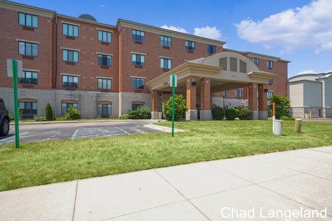 Restaurant Space in Grand Rapids Hotel