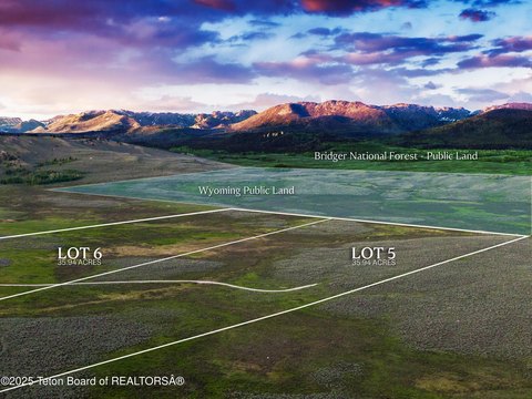 Cora, WY Land with Access