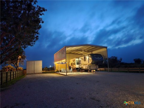 Port O'Connor Land with Cover