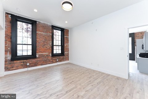 Renovated Triplex in Olde Kensington