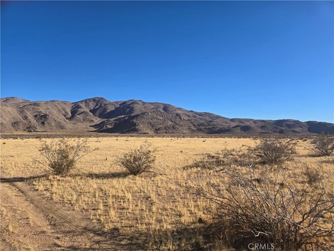 Land, Apple Valley, CA