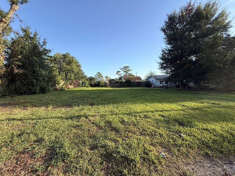 Land, Houma, LA