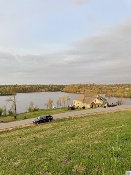 Residential Lot in Waterfront Community