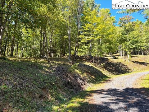 West Jefferson Mountain Dream Home Lot