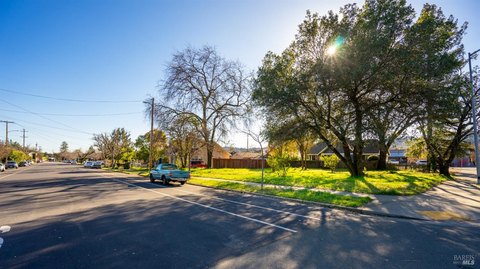 Mixed-Use Office/Residential Development Lot