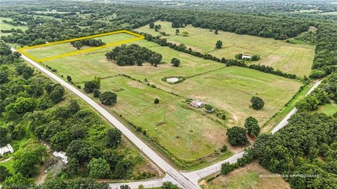 LAND - Huntington, AR