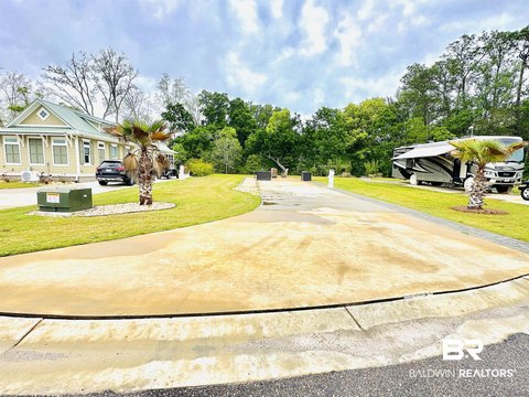 Lake-View RV and Tiny Home Lot