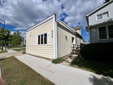 Live-Work Property with Garage