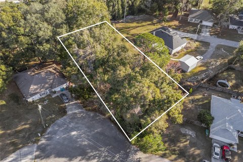 Spacious Homesite in High Springs