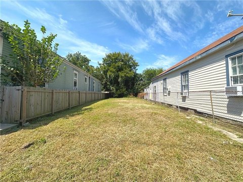 Vacant Lot in Seventh Ward