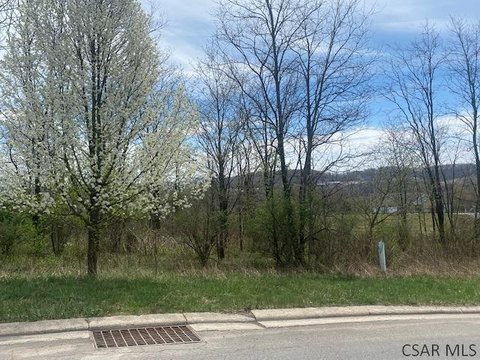 LAND - Johnstown, PA