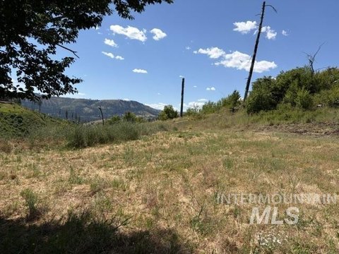 Residential Building Lot with Shared Well