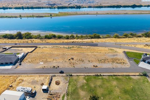 Land, Pasco, WA