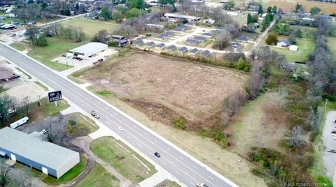 Commercial Land in Valliant, OK